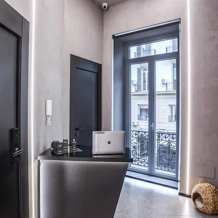 Gallery Experience 4*