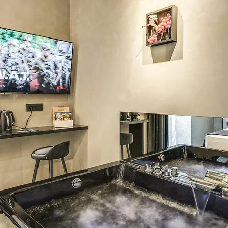 Gallery Experience Naples