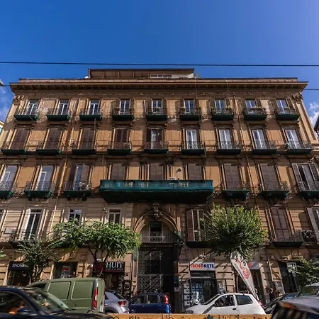 ゲストハウス Gallery Experience