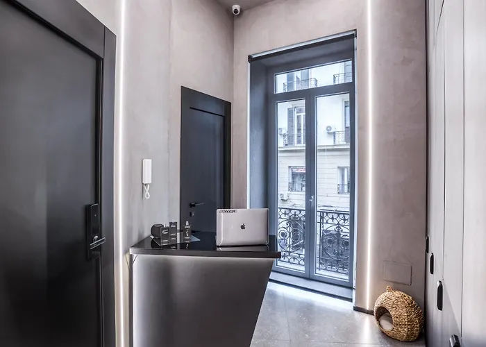 Gallery Experience 4*