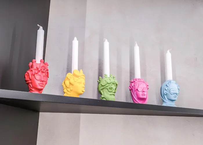 Gallery Experience 4* Neapol