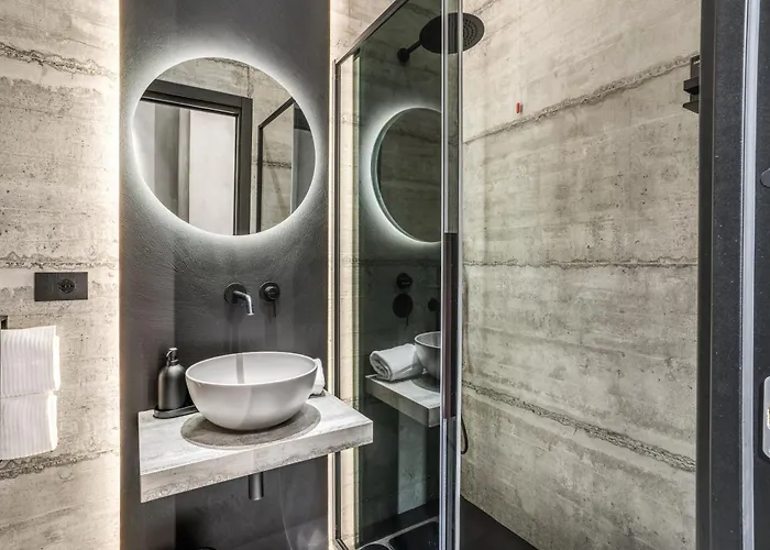 Gallery Experience 4*