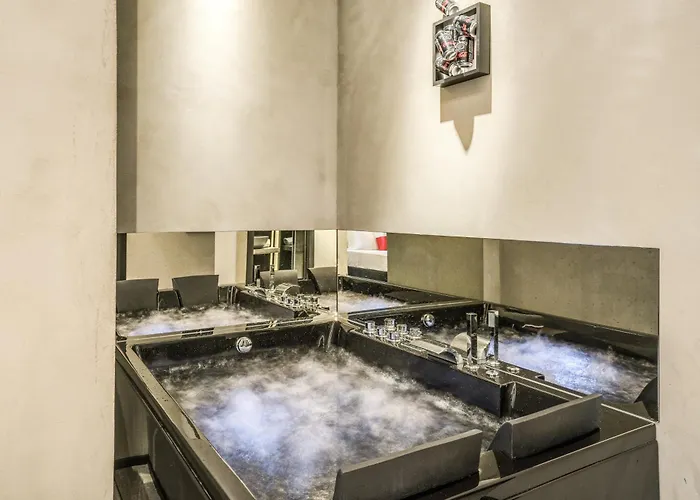 Gallery Experience 게스트하우스 4*