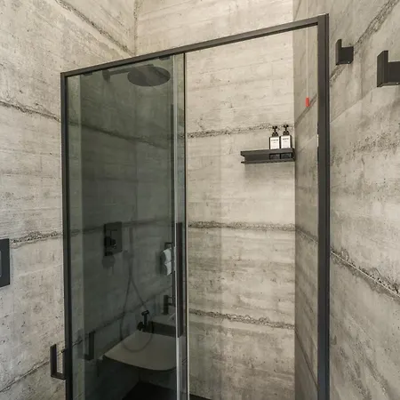 Gallery Experience 4*