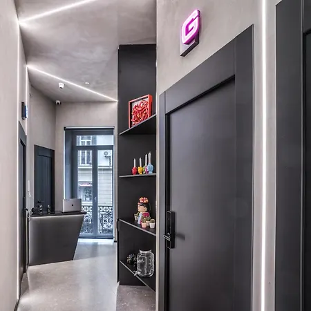 招待所 Gallery Experience